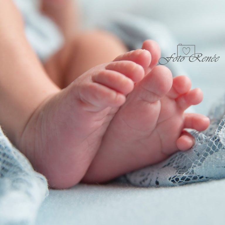 newborn en baby fotografie voetjes